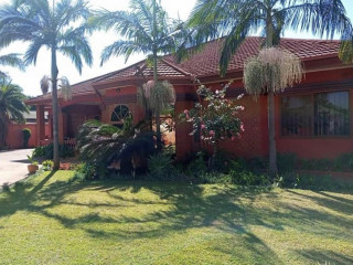 4-bedroom-house-for-sale-in-woodlands