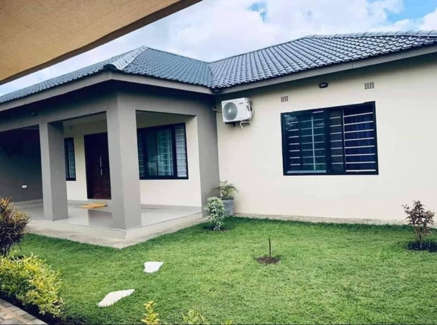 2-bedroom-flat-for-rent-in-ibex-meanwood-big-0