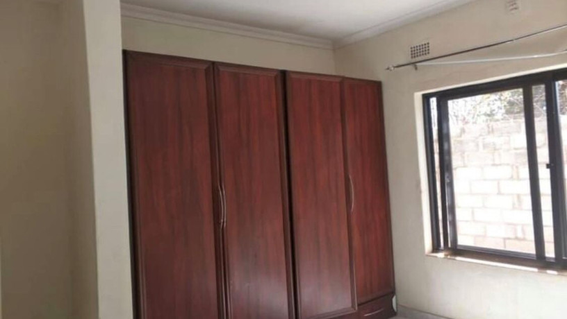 2-bedroom-flat-for-rent-in-lilayi-big-2