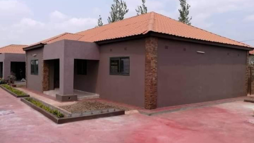 2x-3-bedroom-flats-for-sale-in-chalala-lusaka-big-7