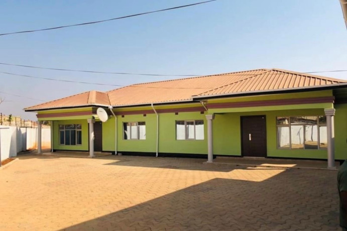 2-bedroom-flat-for-rent-in-lilayi-big-2