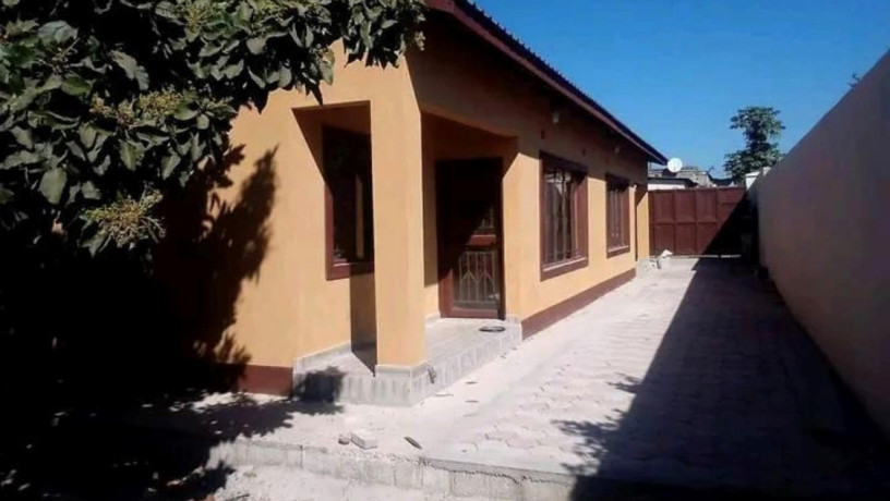 neat-and-modern-2-bedroom-flats-for-sale-in-mutendere-big-1