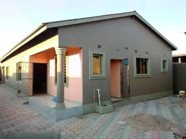 newly-built-2-bedroom-flats-for-sale-in-mutendere-big-4