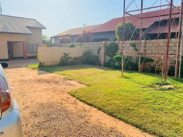 neat-and-spacious-3-bedroom-flats-for-sale-in-woodlands-big-1