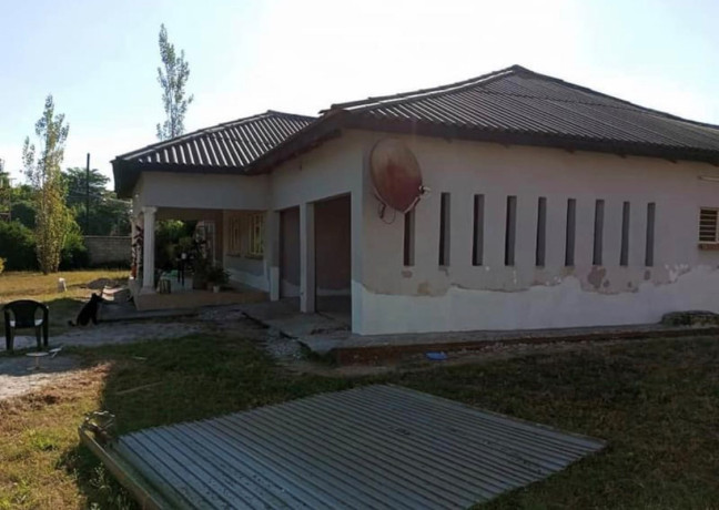 4-bedroom-house-for-sale-in-kabulonga-big-6