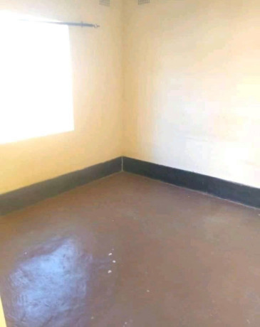 1-bedroom-flat-for-rent-in-avondale-big-2