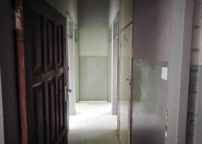 spacious-3-bedroom-house-for-sale-in-avondale-big-3