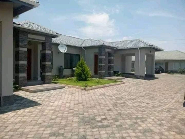3-bedroom-flat-for-rent-in-avondale-big-3