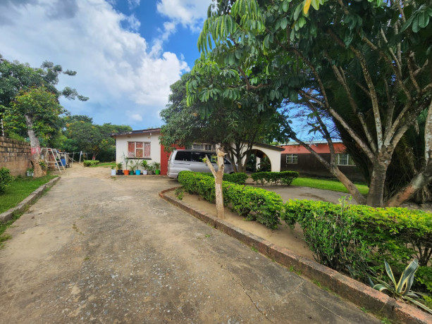 lovely-vintage-home-for-sale-in-avondale-big-0