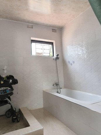 3-bedroom-house-for-sale-in-avondale-big-1