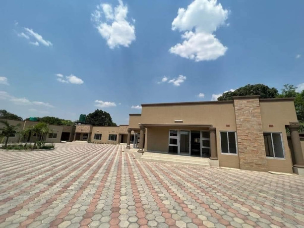 2-bedroom-flat-for-rent-in-olympia-big-2