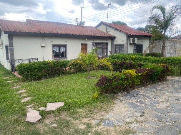 4-bedroom-house-for-sale-in-roma-big-5
