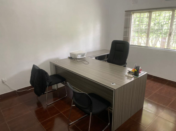 4-bedroom-house-for-sale-in-roma-big-0