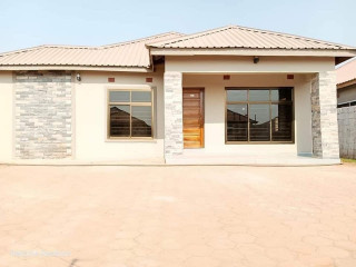 3-bedroom-houses-for-sale-in-lilayi