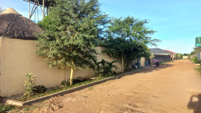 4-bedroom-house-for-sale-in-chalala-big-3