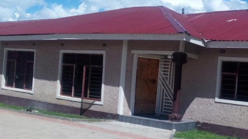 2-bed-1-bath-flat-for-rent-in-riverside-chingola-big-1