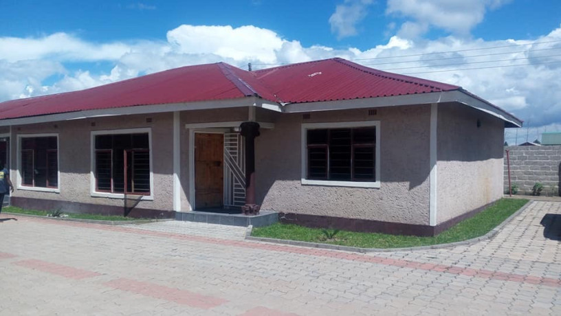 2-bed-1-bath-flat-for-rent-in-riverside-chingola-big-0