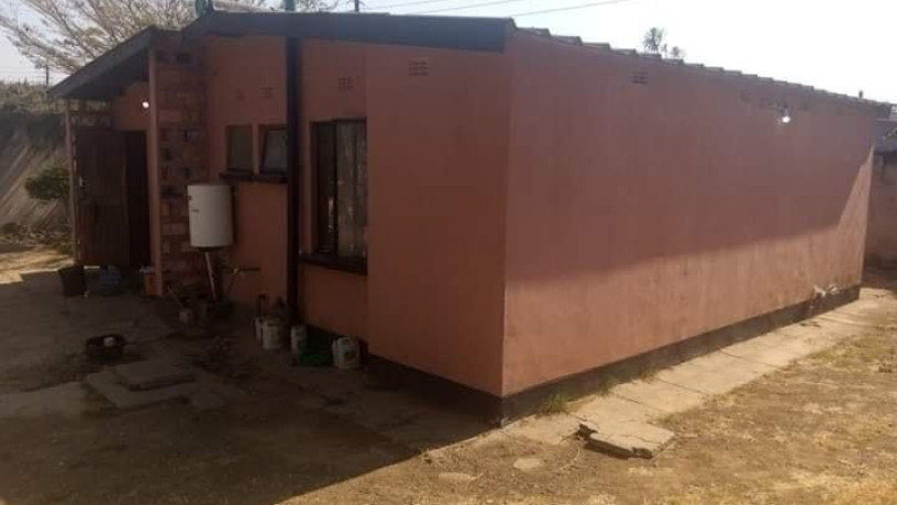 3-bedroom-house-for-sale-in-kabwata-big-4