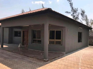 2-bedroom-flat-for-rent-in-chalala