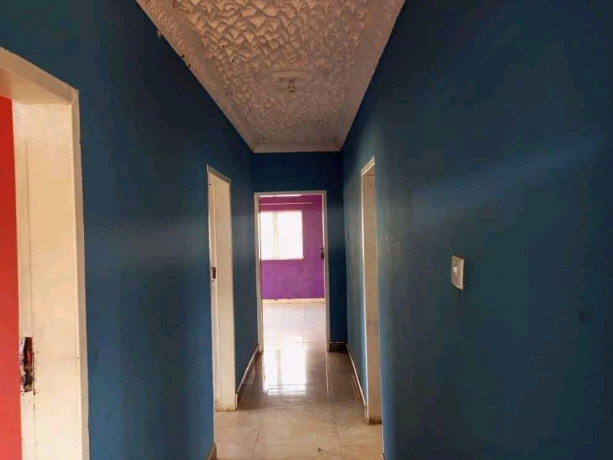 3-bedroom-house-for-sale-in-meanwood-big-4