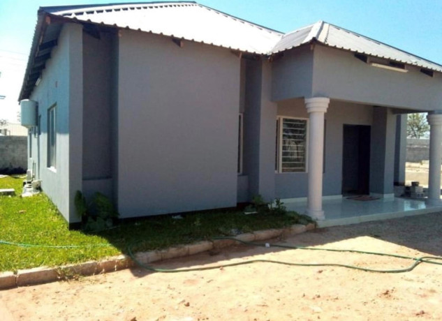 3-bedroom-flat-for-rent-in-meanwood-vorna-valley-big-2