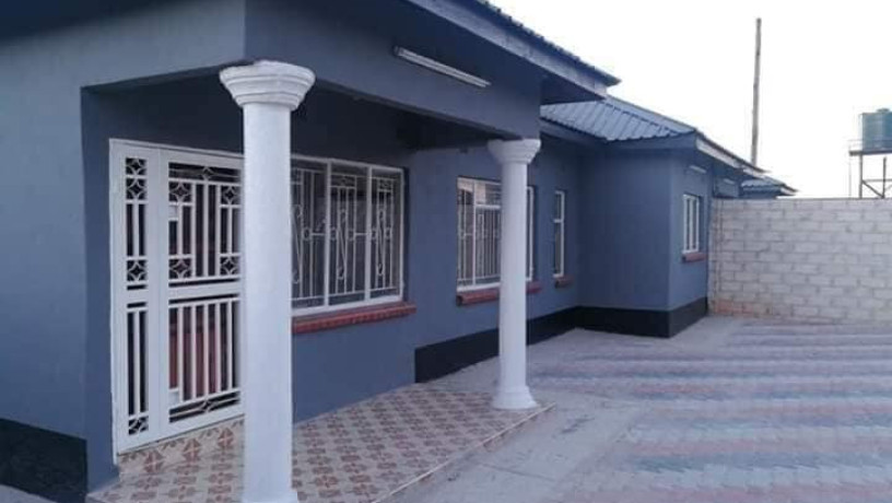 3-bedroom-flat-for-rent-in-libala-south-big-5