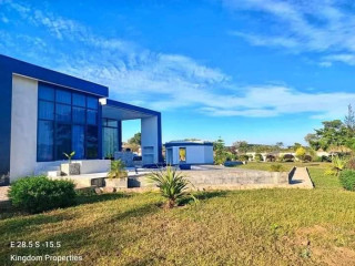 4-bedroom-flat-for-sale-in-njolwe