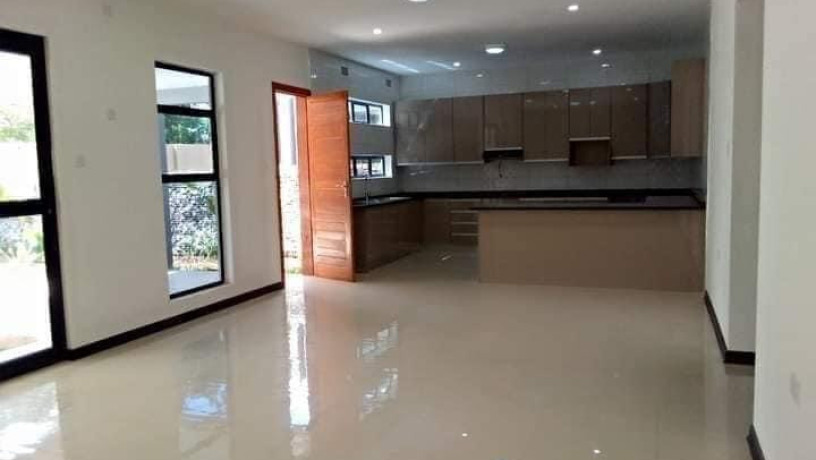 3-bedroom-flat-for-rent-in-new-kasama-big-1