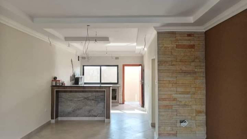 3-bedroom-flat-for-rent-in-new-kasama-big-2