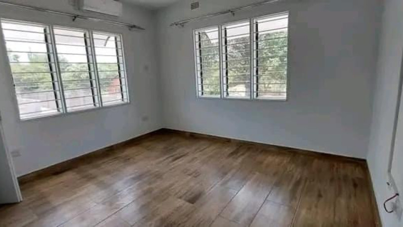 2-bedroom-flat-for-rent-in-rhodespark-big-7