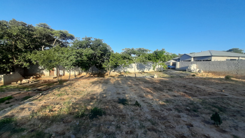 land-for-sale-in-ibex-hill-area-big-3