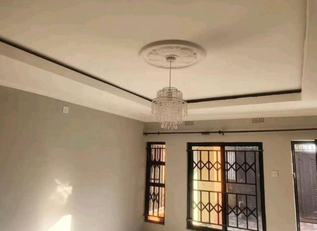 2-bedroom-flat-for-rent-in-meanwood-kwamwena-big-1