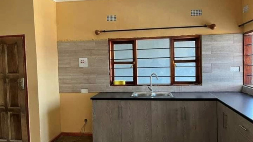 3-bedroom-flats-for-rent-in-foxdale-big-1