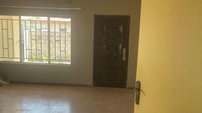 2-bedroom-flat-for-rent-in-meanwood-ndeke-big-1