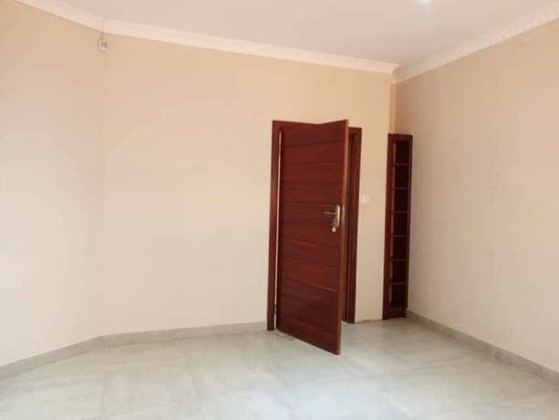 4-bedroom-house-for-rent-in-new-kasama-big-5