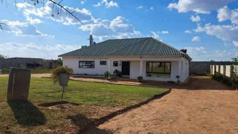 3-bedroom-house-for-rent-in-kabangwe-big-0