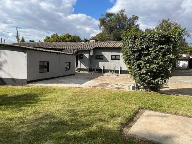 4-bedroom-house-for-rent-in-roma-big-0