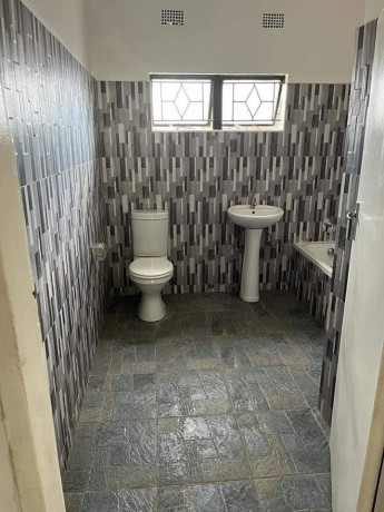 4-bedroom-house-for-rent-in-roma-big-9