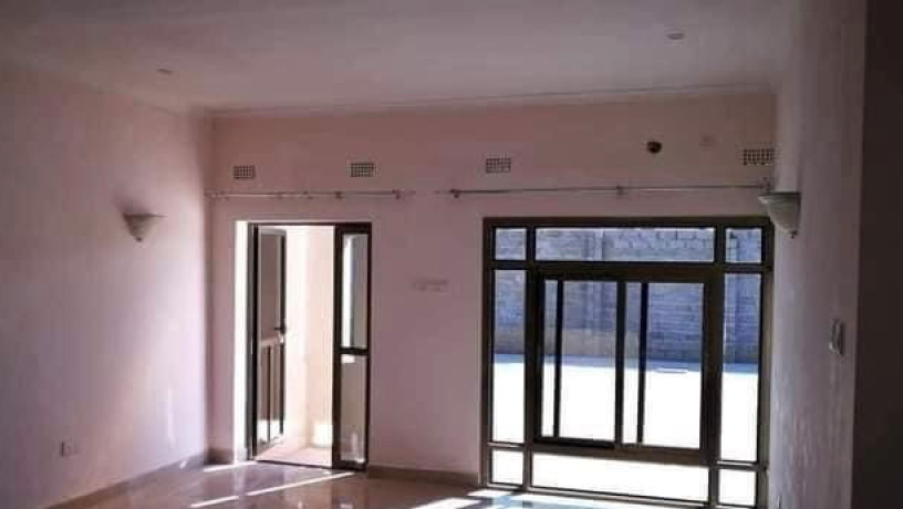 3-bedroom-flat-for-rent-in-meanwood-ndeke-big-9