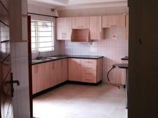 3 Bedroom Flat For Rent in Waterfalls