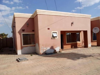 2 Bedroom Flat For Rent in Chalala