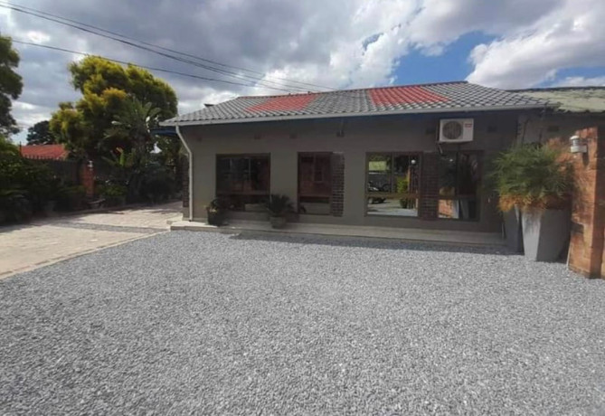 3-bedroom-house-for-sale-in-rhodes-park-big-2