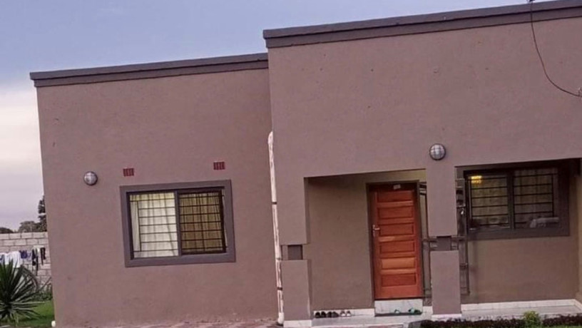 3-bedroom-flat-for-rent-in-lusaka-west-big-0