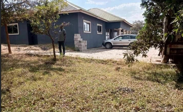 4-bedroom-house-for-sale-in-kabangwe-big-6
