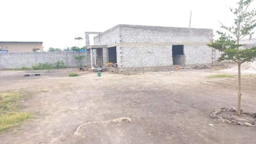 unfinished-2-bedroom-house-for-sale-in-silverest-big-1