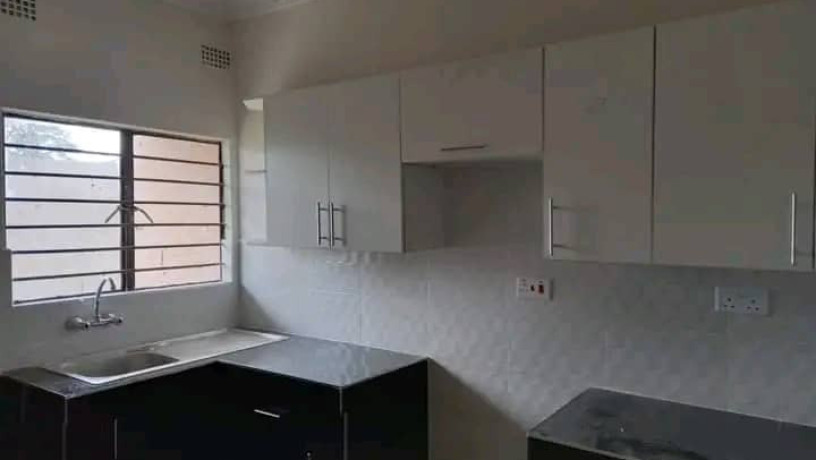 3-bedroom-flat-for-rent-in-lusaka-west-big-2