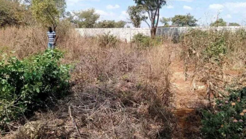 plot-for-sale-in-chalala-big-0