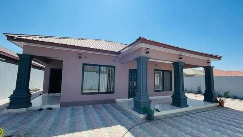 3-bedroom-standalone-house-for-sale-in-salama-park-big-8