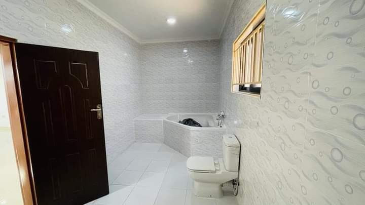 3-bedroom-standalone-house-for-sale-in-salama-park-big-1