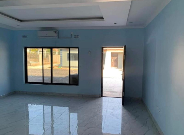 2-bedroom-flats-for-rent-in-ibex-meanwood-big-2